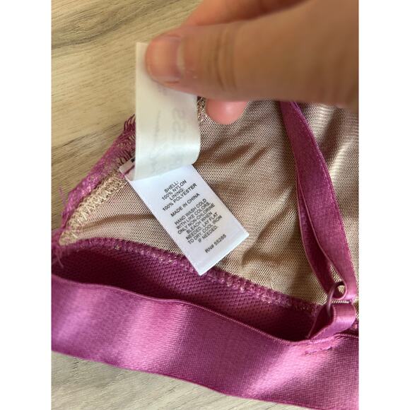 Women's Size Large Express One Eleven Purple Lace Bralette Wire Free - Picture 4 of 4